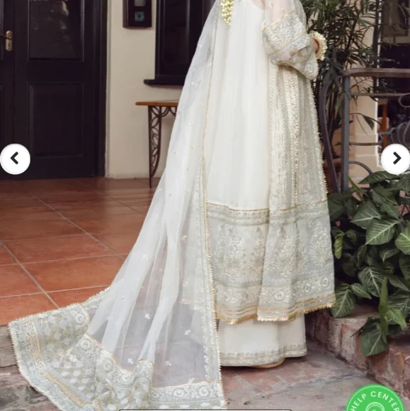 Bano Pakistani Designer Dress - Picture 4 of 12